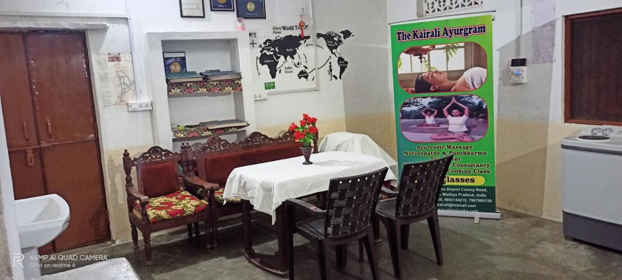 Hostel Buddha Khajuraho Exterior photo